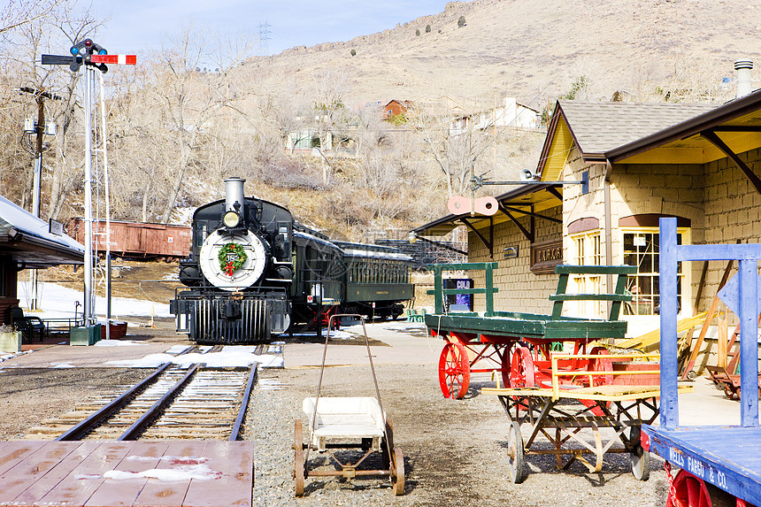 美国科罗拉多铁路博物馆的干机车位置世界铁路运输信号蒸汽运输旅行铁路火车装置图片