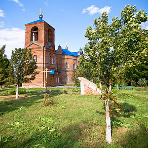 红砖教堂教会蓝色宗教建筑红色建筑学图片