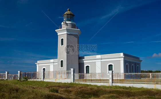 位于Cabo Rojo的旧灯塔支撑殖民卡波地标建筑建筑学悬崖天空岩石灯笼图片