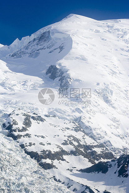 勃朗峰蓝色高度冰川岩石图片