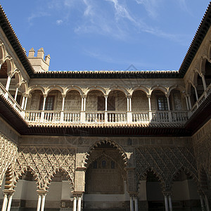 西班牙塞维利亚皇家阿尔卡扎尔装饰品建筑学大理石露台地标柱廊柱子阳台白色庭院图片