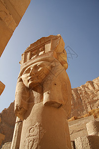埃及哈茨赫普苏特王后圣殿雕刻晴天砂岩考古学地标女王游客女士贵族吸引力图片