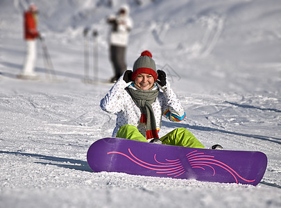 美丽的女性滑雪员图片