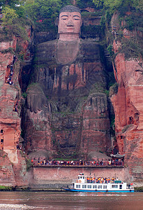 巨盛的布丁悬崖上帝游客丘陵世界旅行者峨嵋树木历史纪念碑图片