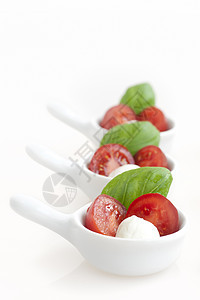 Caprese 开胃菜的行图片