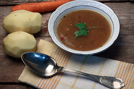 牛肉汤萝卜午餐土豆营养香料肉汤厨房蔬菜勺子烹饪图片