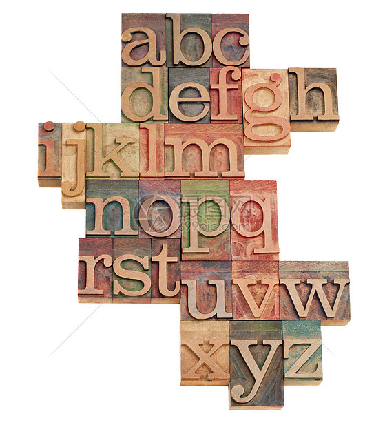 木形字体中的字母摘要图片