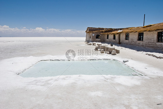 乌尤尼高原发件沙漠热量旅游车厢酒店图片