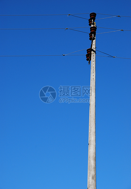 电力站力量柱子天空危险技术活力电压工业村庄电气图片