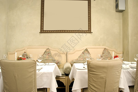餐厅大厅玻璃沙发盘子桌子风格建筑家具枕头服务窗户图片