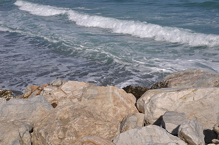 来自石码头的海洋波浪图片