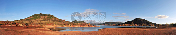 萨拉古湖爬坡空白海滩旅行红色迷笛池塘乡村假期场地图片