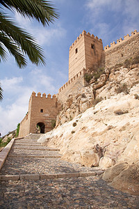 进入阿尔梅里亚城堡图片