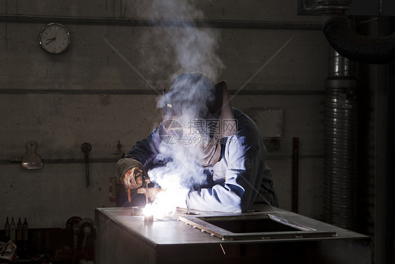 焊接操作员设备手册工作服工艺安全面具眼镜焊机人类火花图片