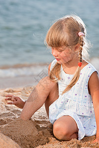 女童海滩季节女孩游戏图片