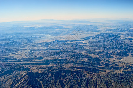 山区山地爬坡全景地平线旅游下坡高度环境蓝色顶峰旅行图片