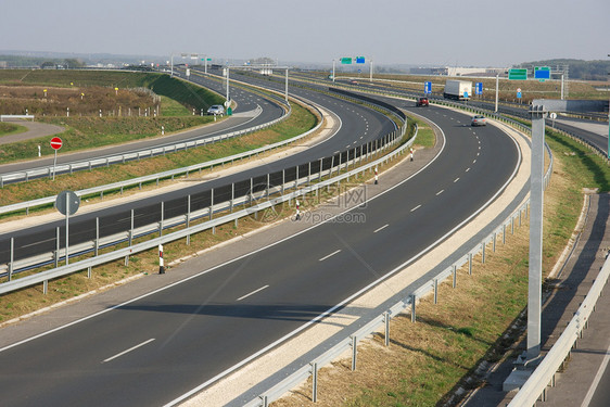 公路高速公路主路出口基础设施运输旅行路口速度入口交通驾驶图片