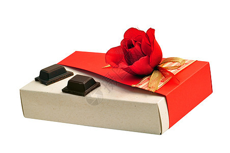 玫瑰礼物盒和巧克力图片