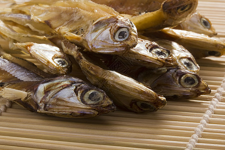 干鱼动物群生物情调异国海鲜熏制食物美食美味盐渍图片