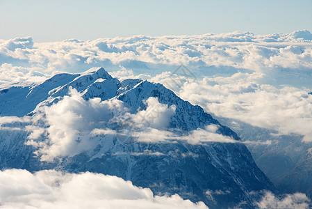 山脉插画山山脉土地地形运动顶峰宽慰天空旅行远足登山风景背景