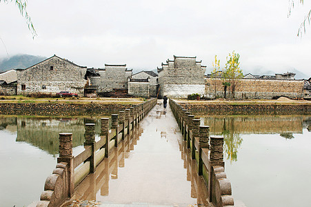 古老村庄的景观水路国家历史旅游古董建筑房子城市旅行建筑学图片