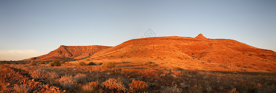 纳米比亚的荒野沙丘天空晴天生态风景环境岩石地平线草地全景图片