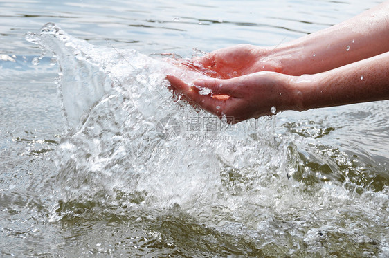 递水运动生态享受飞溅温泉活力卫生气泡保健图片