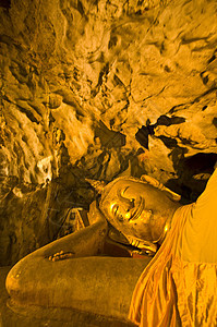 谭浩广洞穴地标纪念碑雕像精神宗教石头历史性古董雕塑佛教徒图片