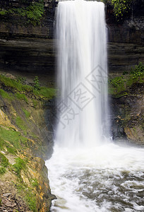 明尼沙瀑布衬套绿色旅行公园岩石图片