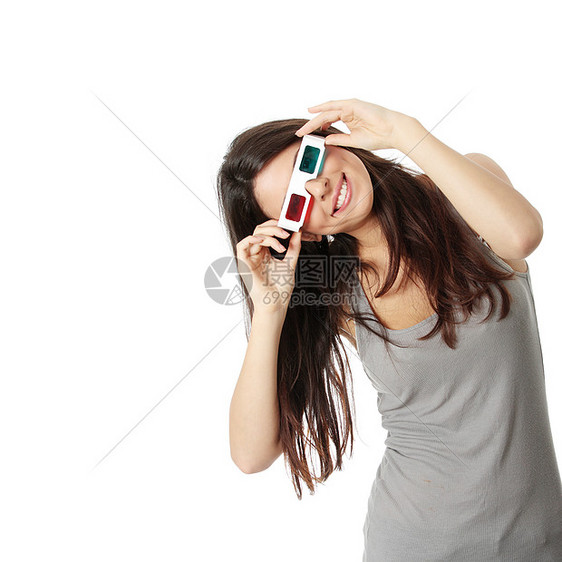 戴3D眼镜的妇女闲暇享受电影女性惊喜工作室女士乐趣微笑观众图片