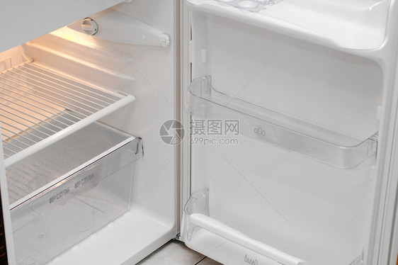 冰箱电子产品饮食家庭跑步白色器具冻结盒子厨房食物图片