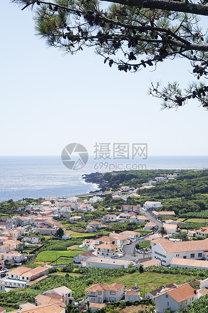 亚速尔小村全景村庄植被群岛支撑远景场地海岸海洋钓鱼图片