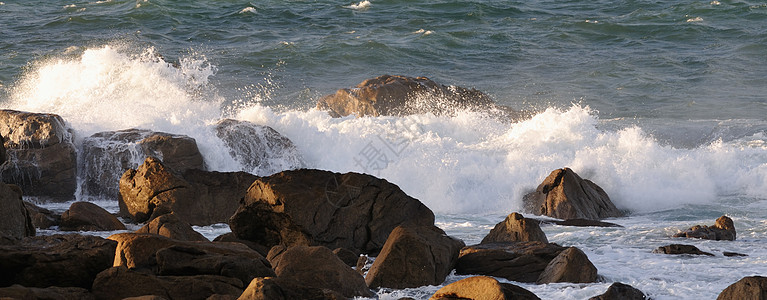 波浪海浪海岸海洋危险石头泡沫海岸线沿海活力支撑图片