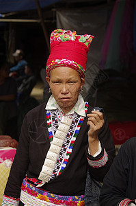 达奥红族妇女图片
