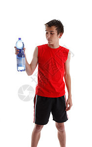 持有大瓶水的青少年图片