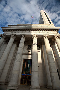 在温尼伯的蒙特利尔旧银行大楼天空旅行风景建筑城市弱光建筑学蓝色图片