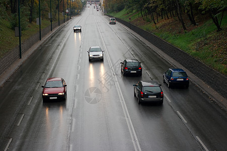 交通流量流量天气旅行速度状况网络沥青路线通勤者下雨反思图片