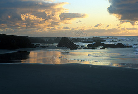 加利福尼亚门多迪诺海岸日落西诺海洋海滩风景岩石图片