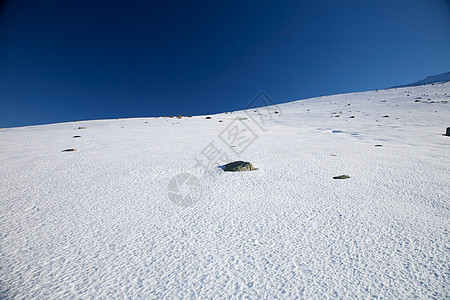 格雷多斯山雪坡图片