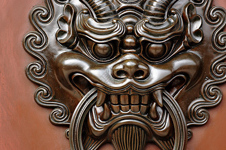 狮子门锁宗教金属建筑建筑学房子黄铜寺庙精神文化木头图片