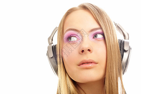 使用耳机的年轻女孩闲暇女士收音机记录白色音乐家音乐播放器玩家音乐休息图片
