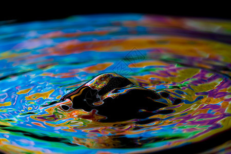 具有丰富多彩和创意的水滴创造水雕碰撞摄影静物反射宏观涟漪速度雕塑图片
