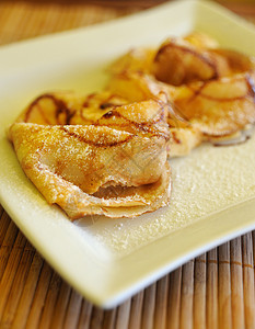 煎饼食物桌子巧克力水平托盘菜单午餐白色美食甜点图片