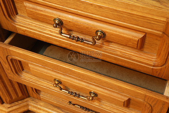 储物柜箱雕刻木头胸部车厢装饰内阁家具棕色贮存好奇心图片