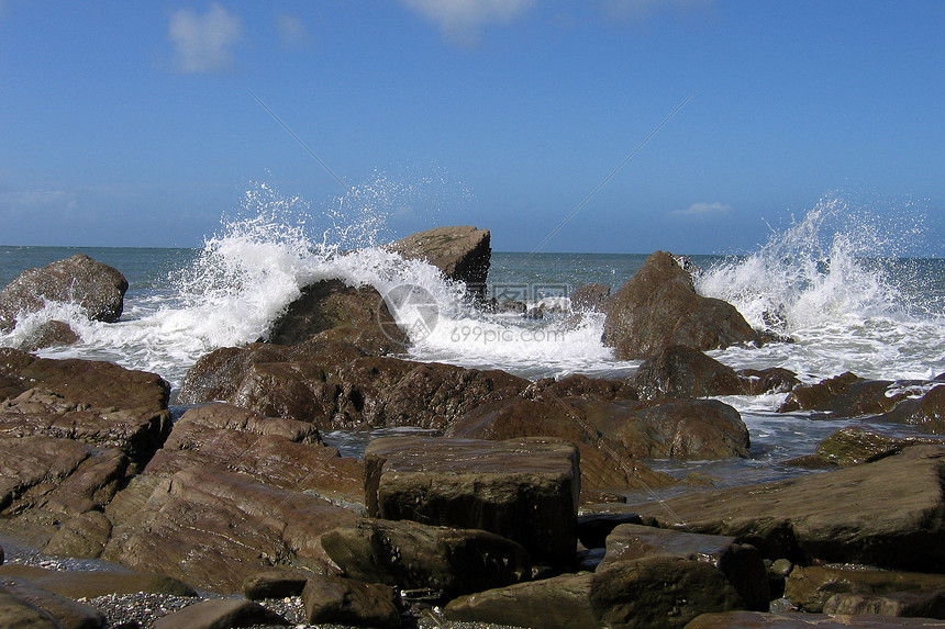 波浪岩石海浪悬崖水景暗恋荒野支撑石头海岸图片