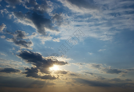 天空云景太阳辉光天堂生态日光气氛光束环境空气图片