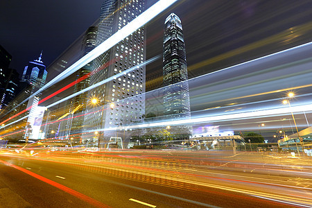 晚上在香港城市中心建筑物小时汽车时间商业交通银行黑暗图片