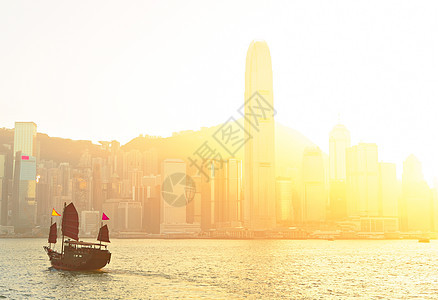 香港有旅游垃圾的港口商业办公室渠道渡船旅行巡航高楼城市运输海洋图片