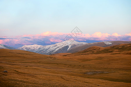 阿尔泰山脉 美丽的高地景观 俄罗斯 西伯利亚空气山腰场景地形荒野天气旅游日落峡谷环境图片