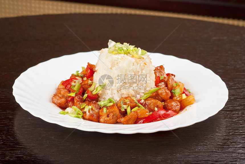 猪肉和日本大米营养美味胡椒餐厅菜单洋葱盘子橙子美食吃饭图片